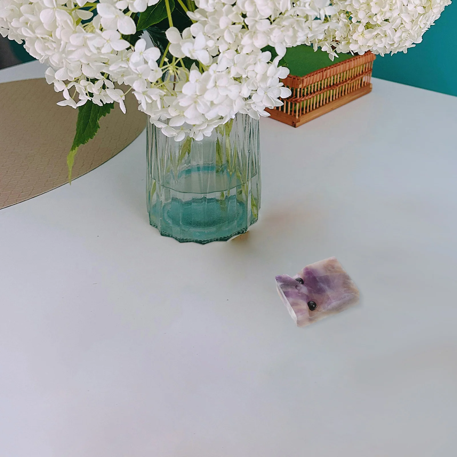 

Crystal Hedgehog Carved Cartoon Desktop Ornament Cute Funny Home Decoration Vivid Color Polished Smooth Crystal Desktop Decor