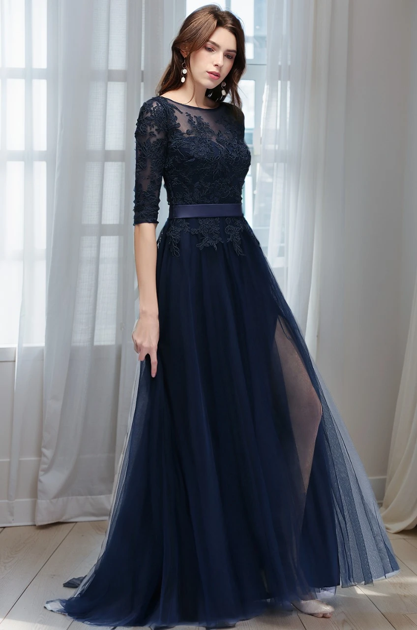 

Темно-синие вечерние платья с короткими рукавами и цветочной кружевной аппликацией из прозрачного тюля с круглым вырезом и открытой спиной, платье для выпускного вечера трапециевидной формы с разрезом и шлейфом, длинные платья