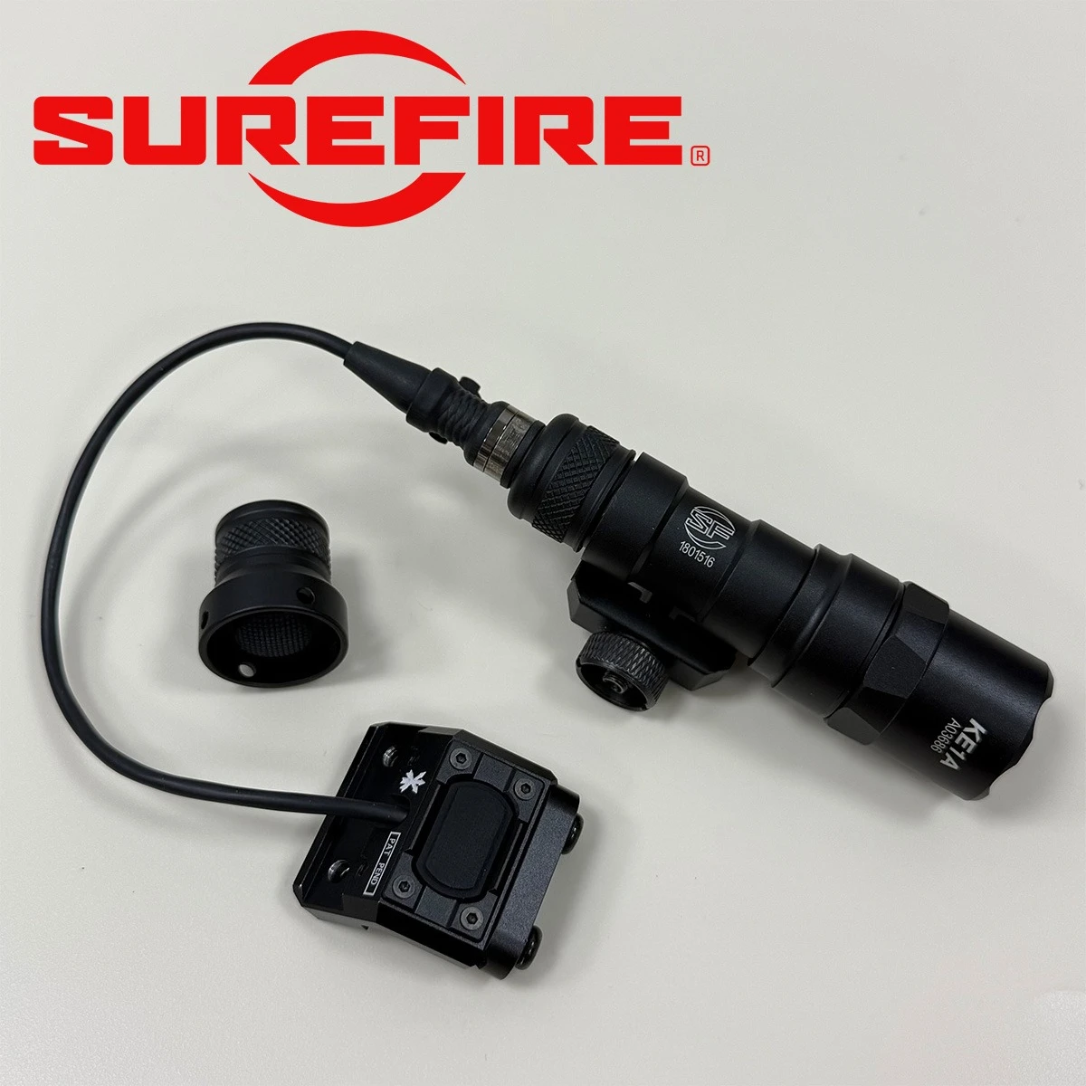 Surefire M300B M300C M600B M600C Flashlight with UNIT Lite Pressure Switch and Tail Cap Switch Fits 20mm Rail LED Scout Light