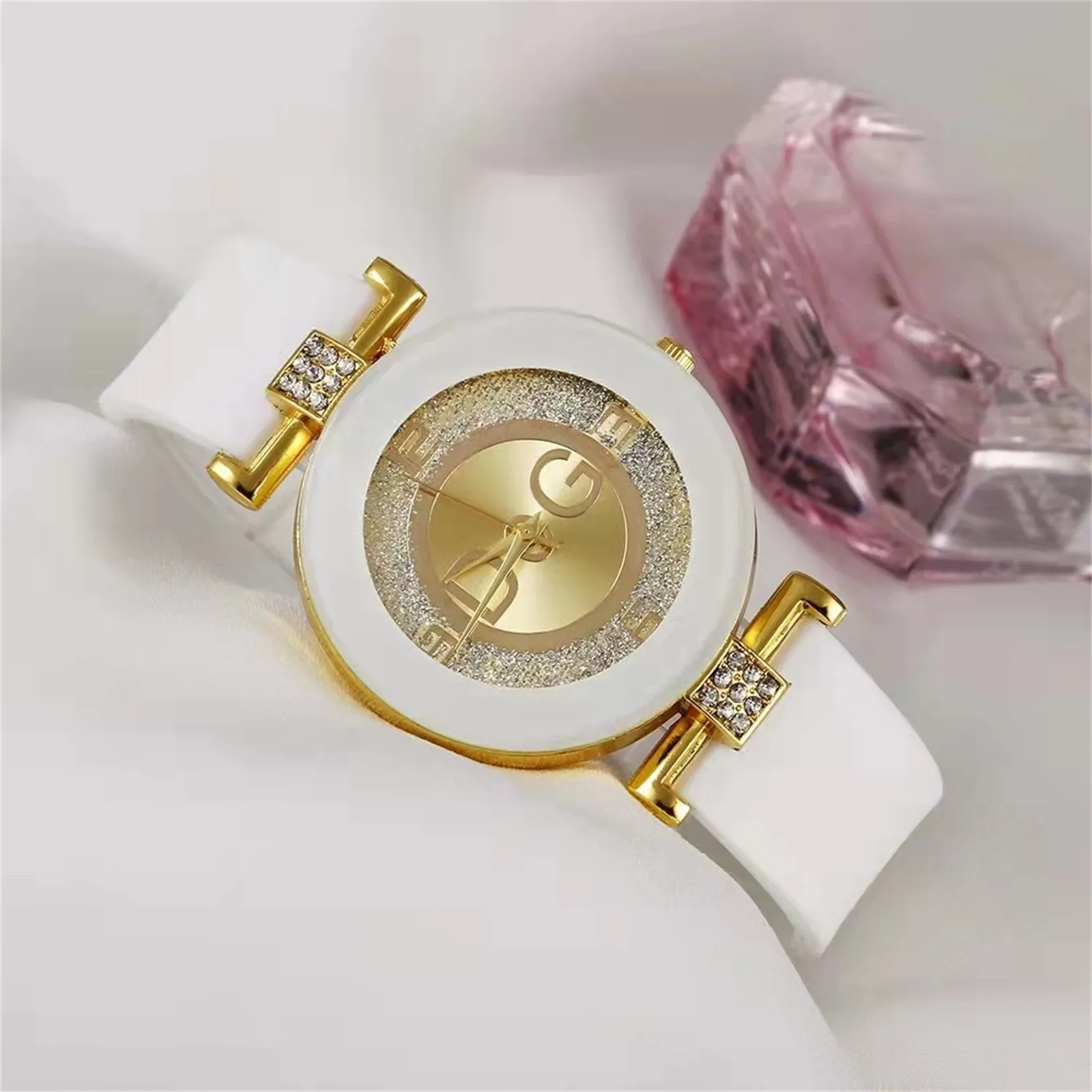 Reloj de pulsera de cuarzo negro Vintage para mujer, esfera redonda, diamantes de imitación, estrellas, cielo, plata, rosa, ocio, tendencia de moda, cinturón esmerilado