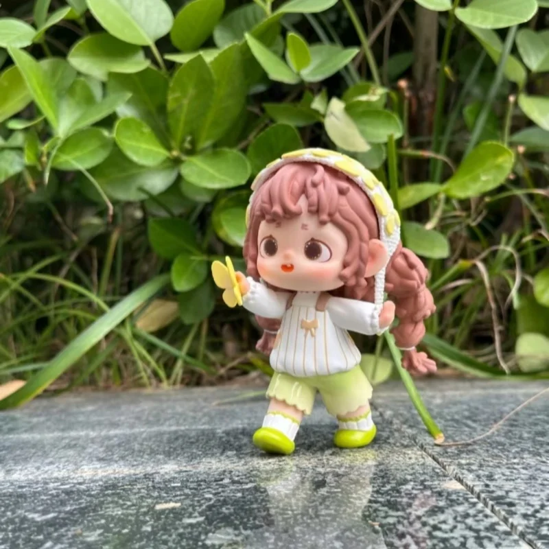 

Heyone The Happy Collection Series Blind Box Toys Kawaii Anime Action Figure Surprise Mystery Box Dolls Girls Gift