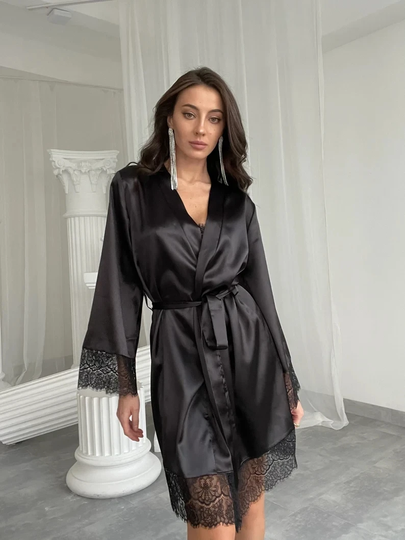 Black Boudoir Lace Silk Robes Bridal Wedding Party Dressing Gown Bridesmaid Sexy Morning Lingerie Bridemaid Robe Long Sleeve