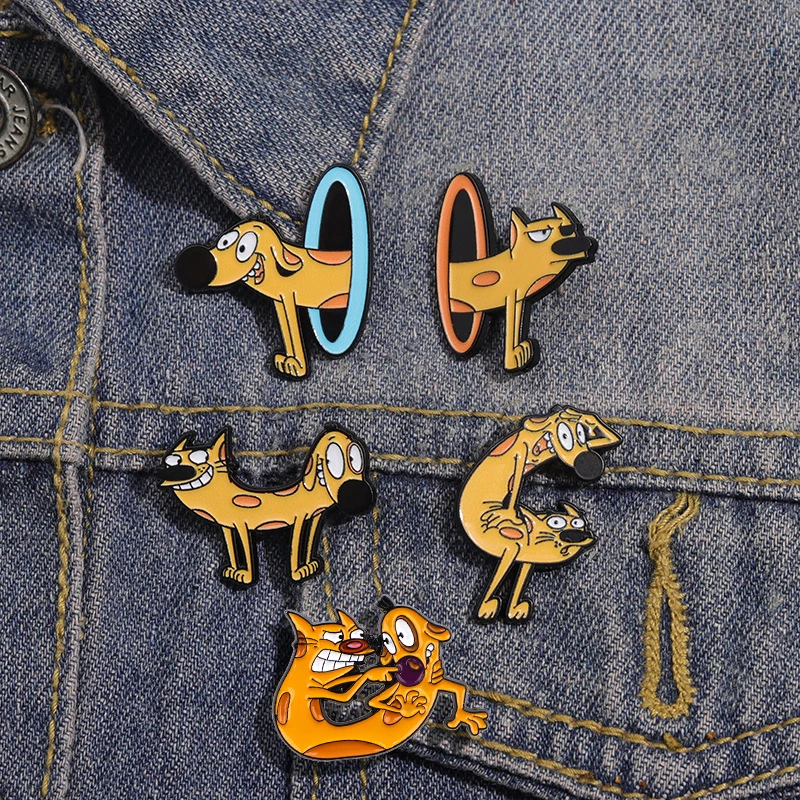 

Красочная креативная брошь в стиле аниме с изображением кота и собаки, брошь с героями мультфильмов для фильмов и телевидения, аксессуары для одежды, булавка для воротника