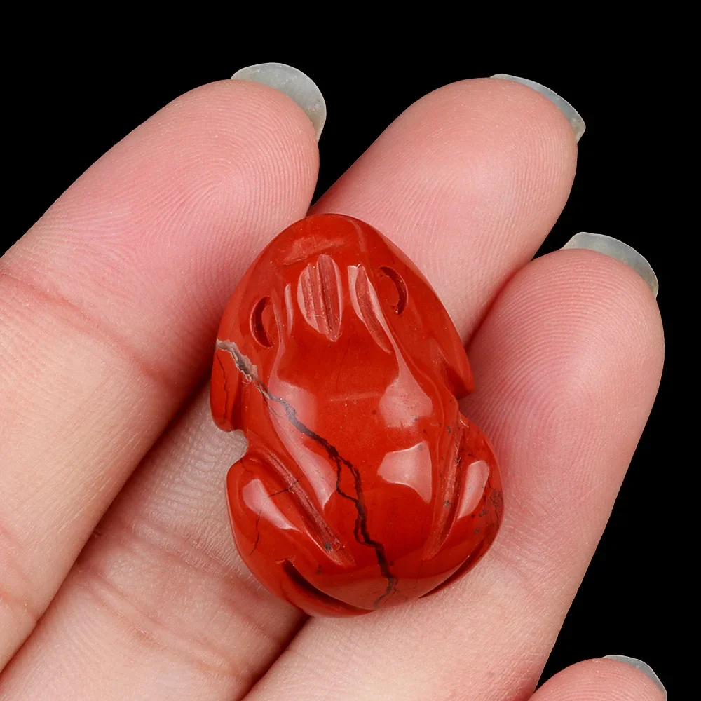 1 Inch Mini Size Natural Chakra Quartz Tiger Eye Stone Carved Crystal Reiki Healing Frog Statue Animal Figurine Home Decoration