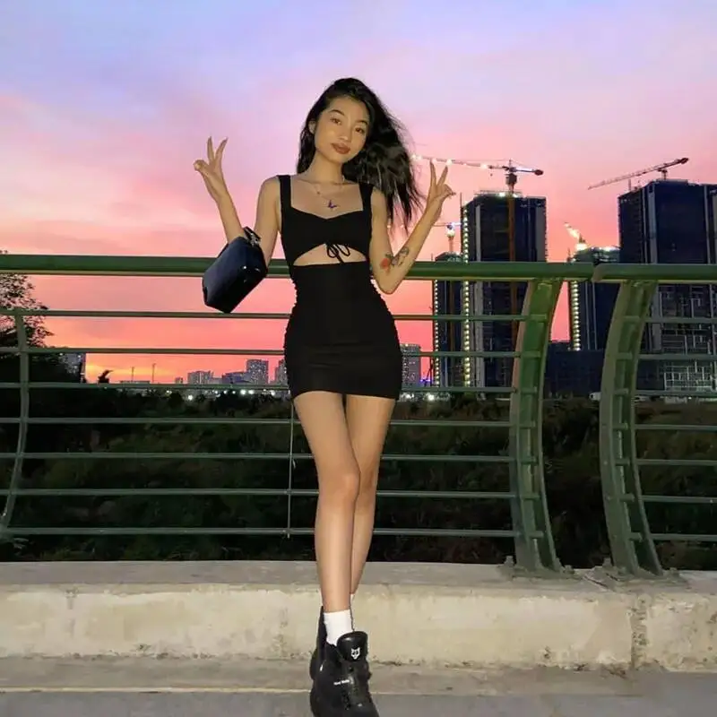 

Women Spaghetti Strap Spring Summer Hollow Out Sleeveless Slim Dresses New Lady Casual Mini Dress Mujer