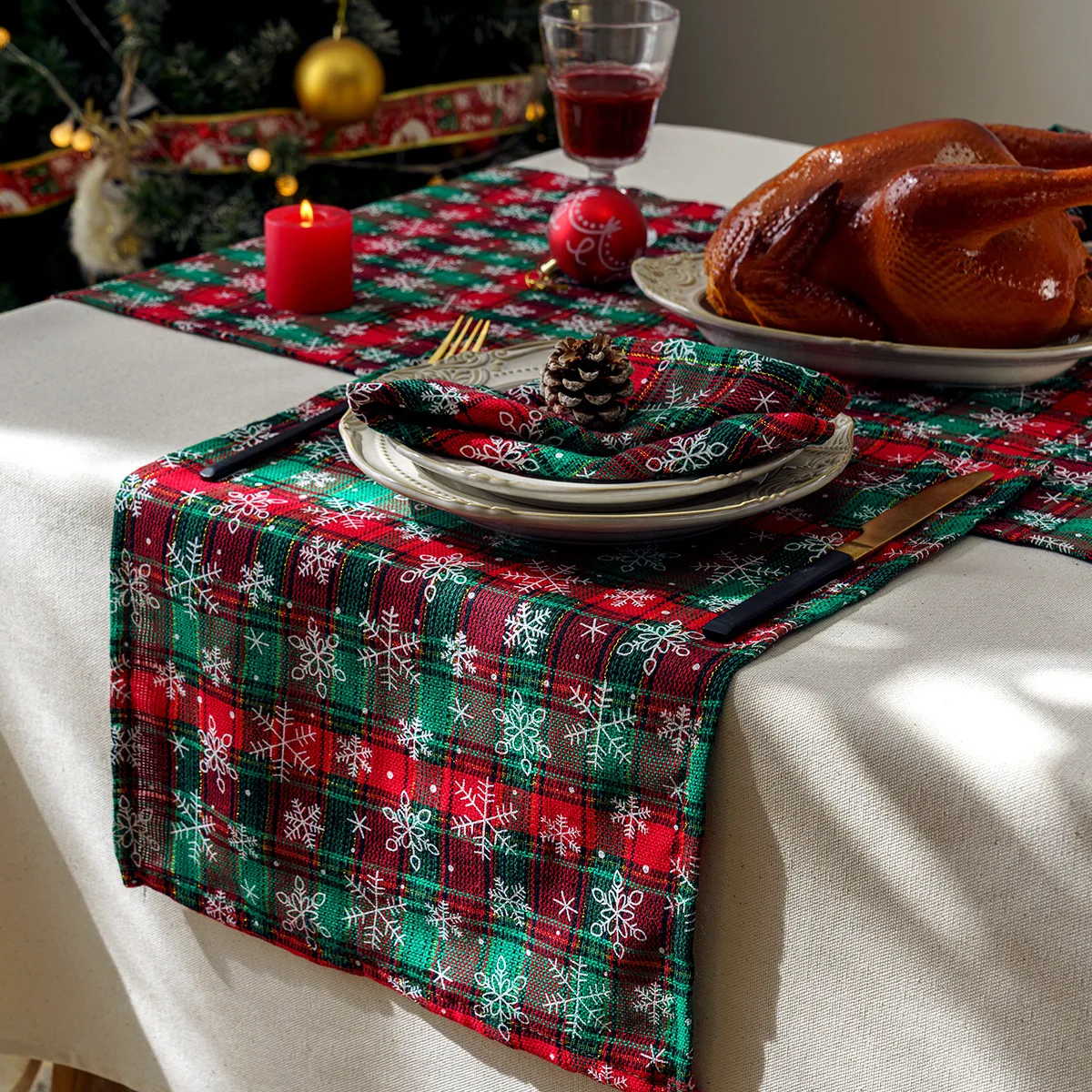 New Year Green Snowflake Checkered Table Flag Wholesale Christmas Decoration Kitchen New Year Western Table Mats Cutlery Mats