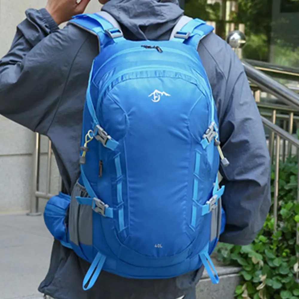 40L Mountaineering Backpack Large Capacity Stitching Hiking Backpacks Waterproof Wear-Resistant Travel Backpack Climbing