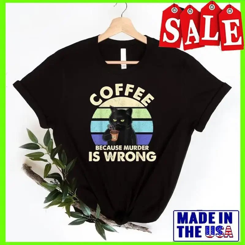 

Кофе, потому что убийство — неправильный любовник. Забавная футболка. Милая футболка CaT.