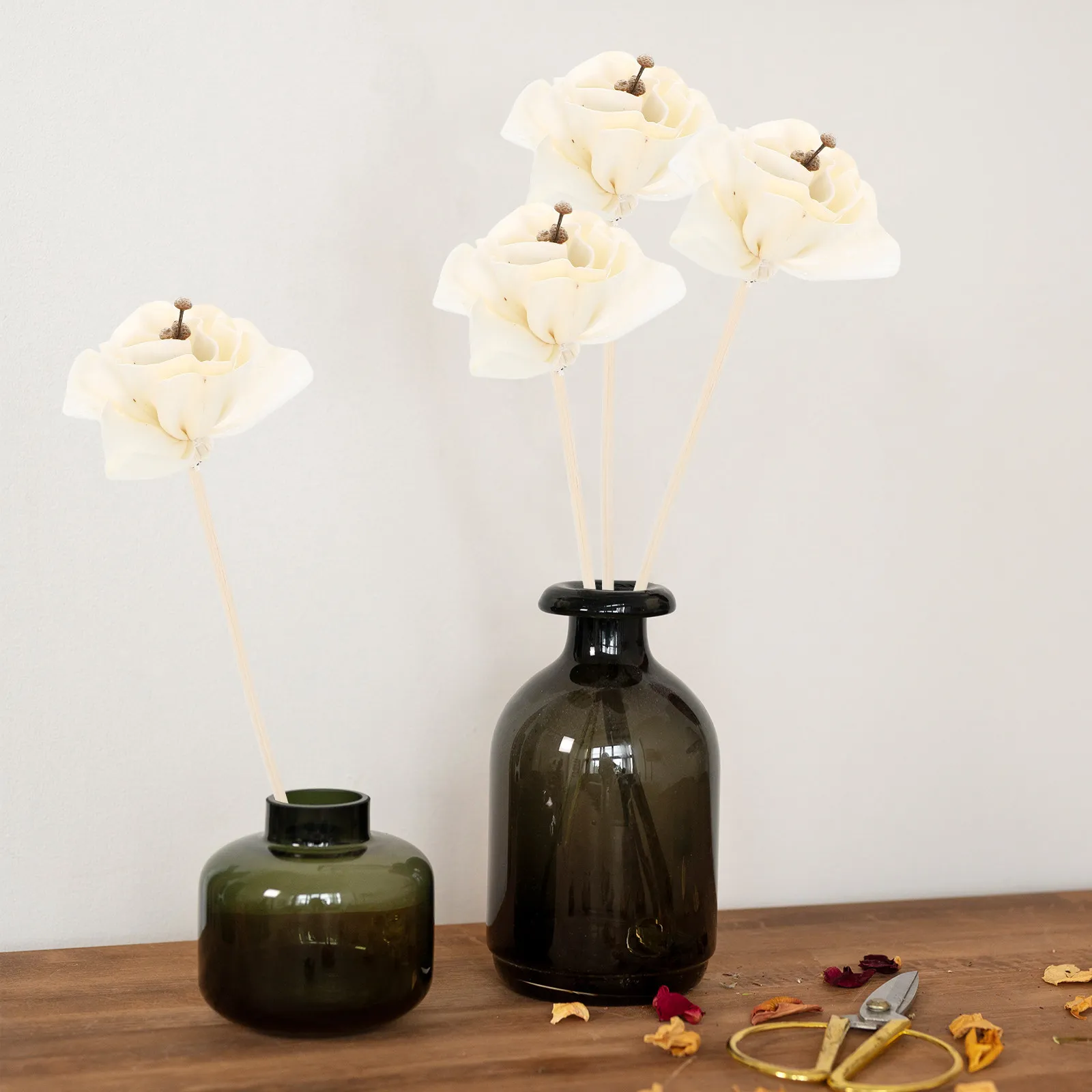 

Набор из 4 декоративных диффузоров для ароматерапии в виде цветов из прочных материалов для дома, офиса, автомобиля