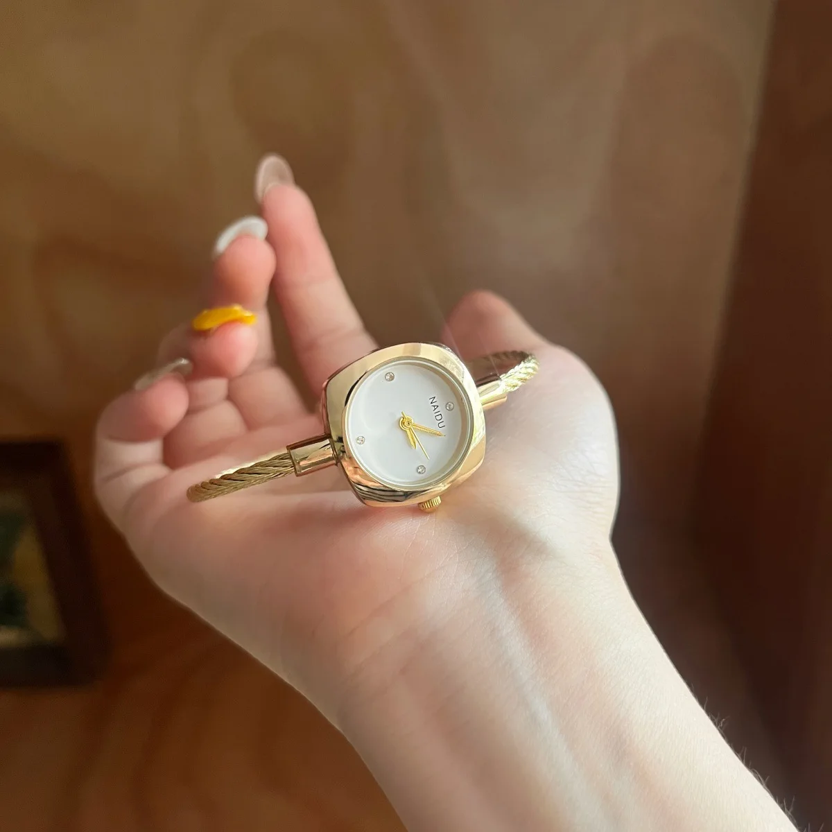 2026 Square and Round Elegant and Compact Watch, Creative Stainless Steel Bracelet Watch Luxurious New Design, Quartz Wristwatch