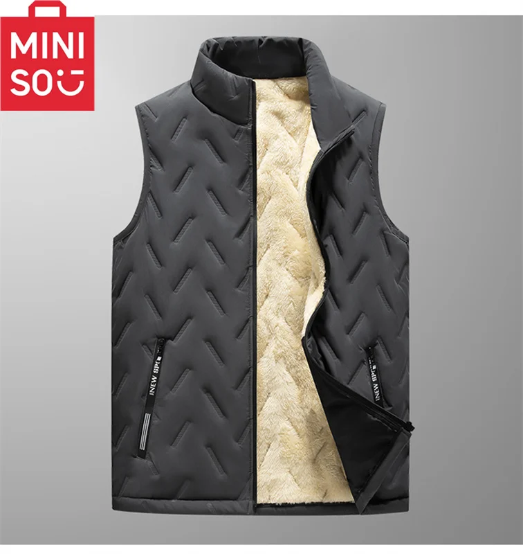 MINISO vest with thick wool and lamb wool, men's winter vest with wool base, warm stand collar, winter clothes, ultrasonic vest