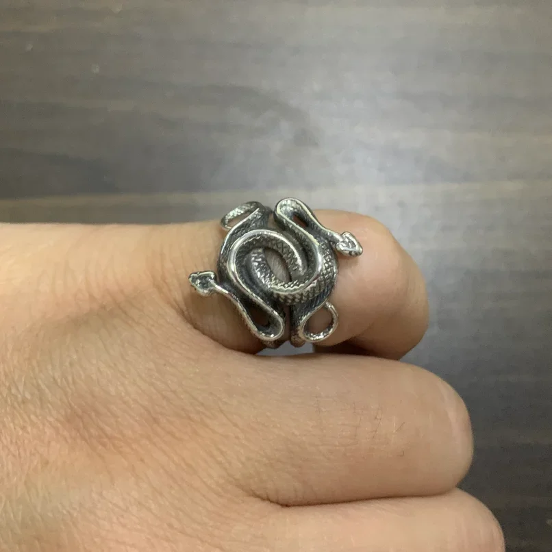 Cincin ular dua kepala perak Sterling, cincin perak Punk Retro Thailand, pribadi berlebihan 925 Sterling