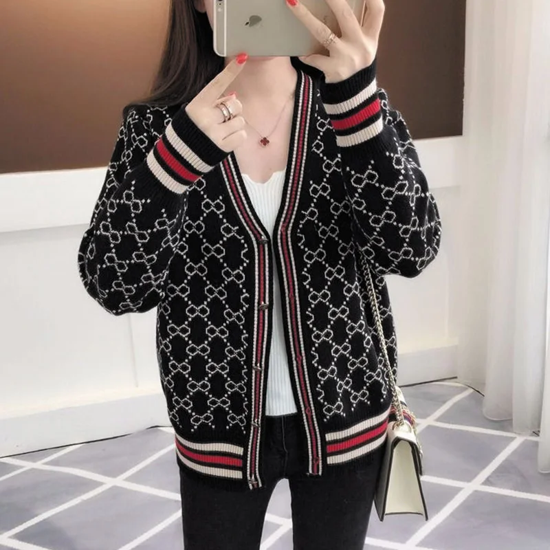 

Nice Knitting Cardigan Coat Female New Autumn Winter Korean Loose Buttons Vintage Patchwork Knitwear Women Clothing V-neck