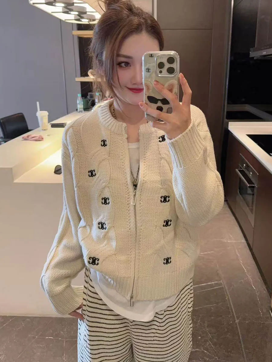 

Трикотажный кардиган Tri-Standard с вышивкой в стиле «Маленький аромат», свободный крой, модный дизайн, трендовая верхняя одежда для женщин