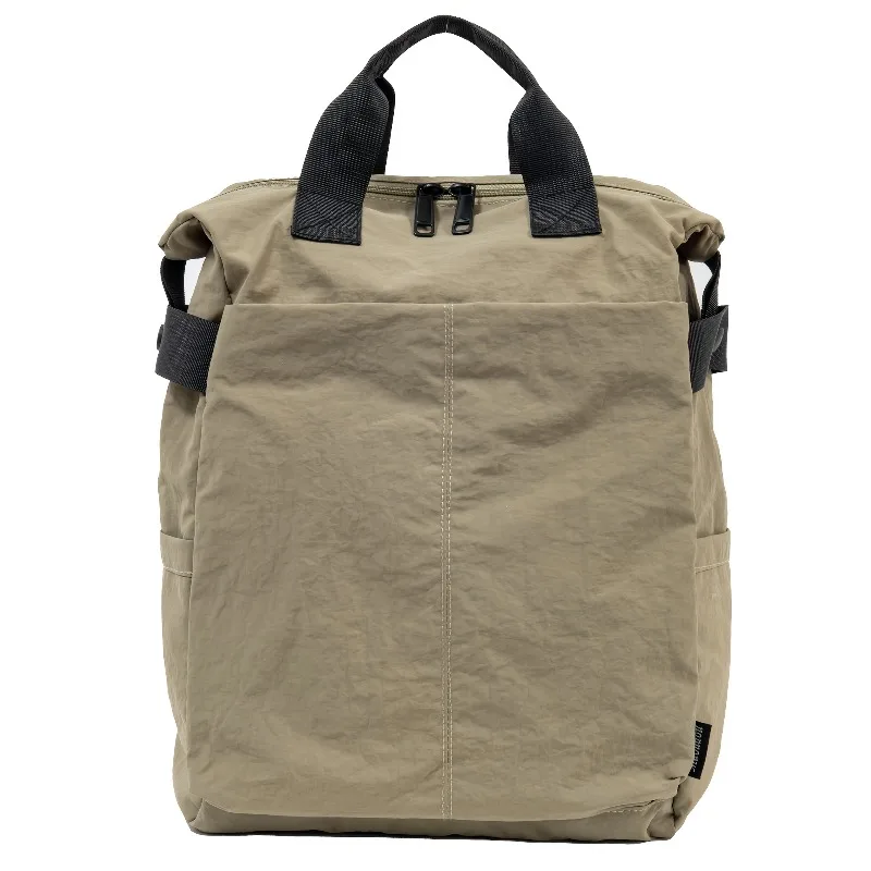 Fashion and Casual Men's and Women's Backpacks with Large Capacity and Multiple Pockets, Zipper Closure, Computer Compartment