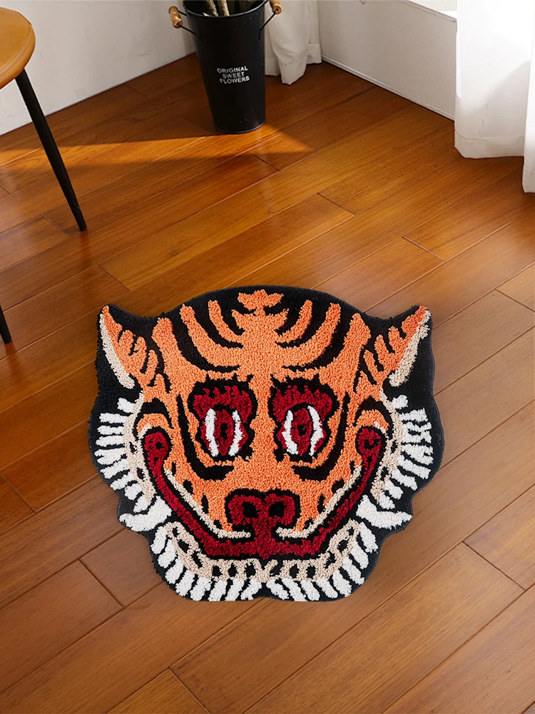 Vintage Tibetan Tiger Face Tufted Rug for Bathroom Living Room Cute Animal Tiger Head Fluffy Carpet Bath Mat Art Home Decor