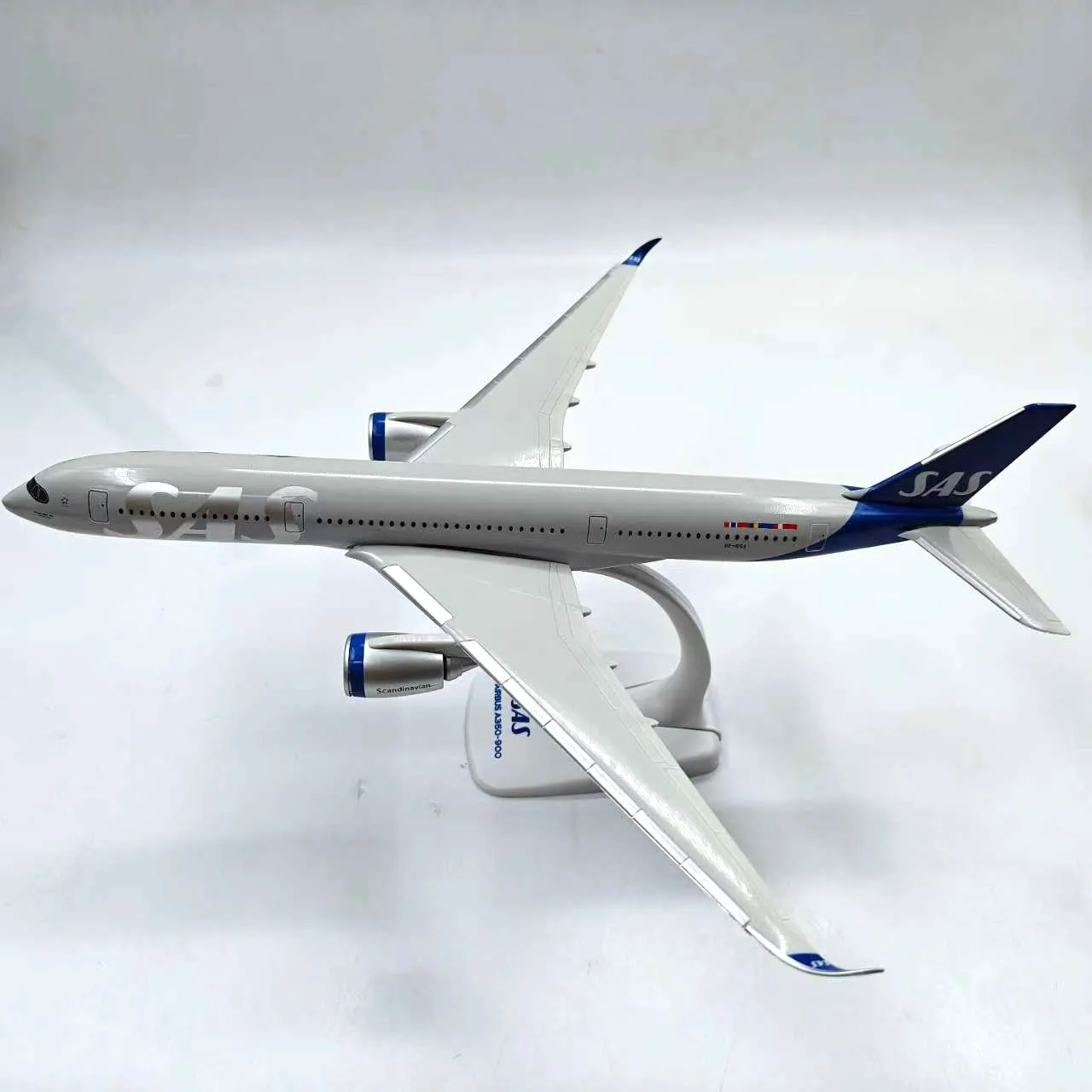 

1:200 масштаб 33 см сборная модель самолета A350 A350-900 SAS авиационный самолет модель строительные наборы игрушечный самолет для детей