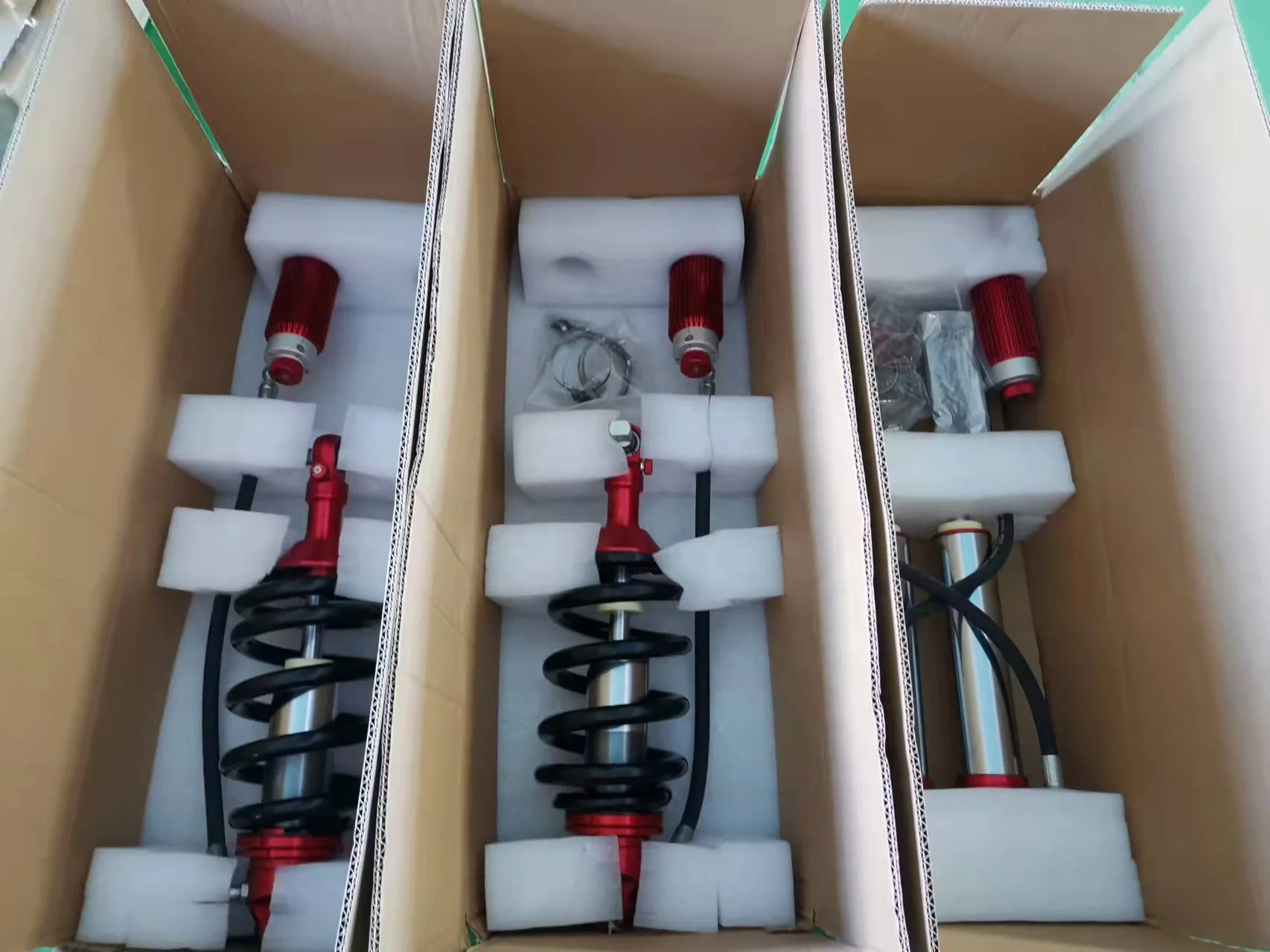 Wysokowydajny, regulowany amortyzator terenowy 4x4 do GMC 1500 Sierra 8-12 Speed