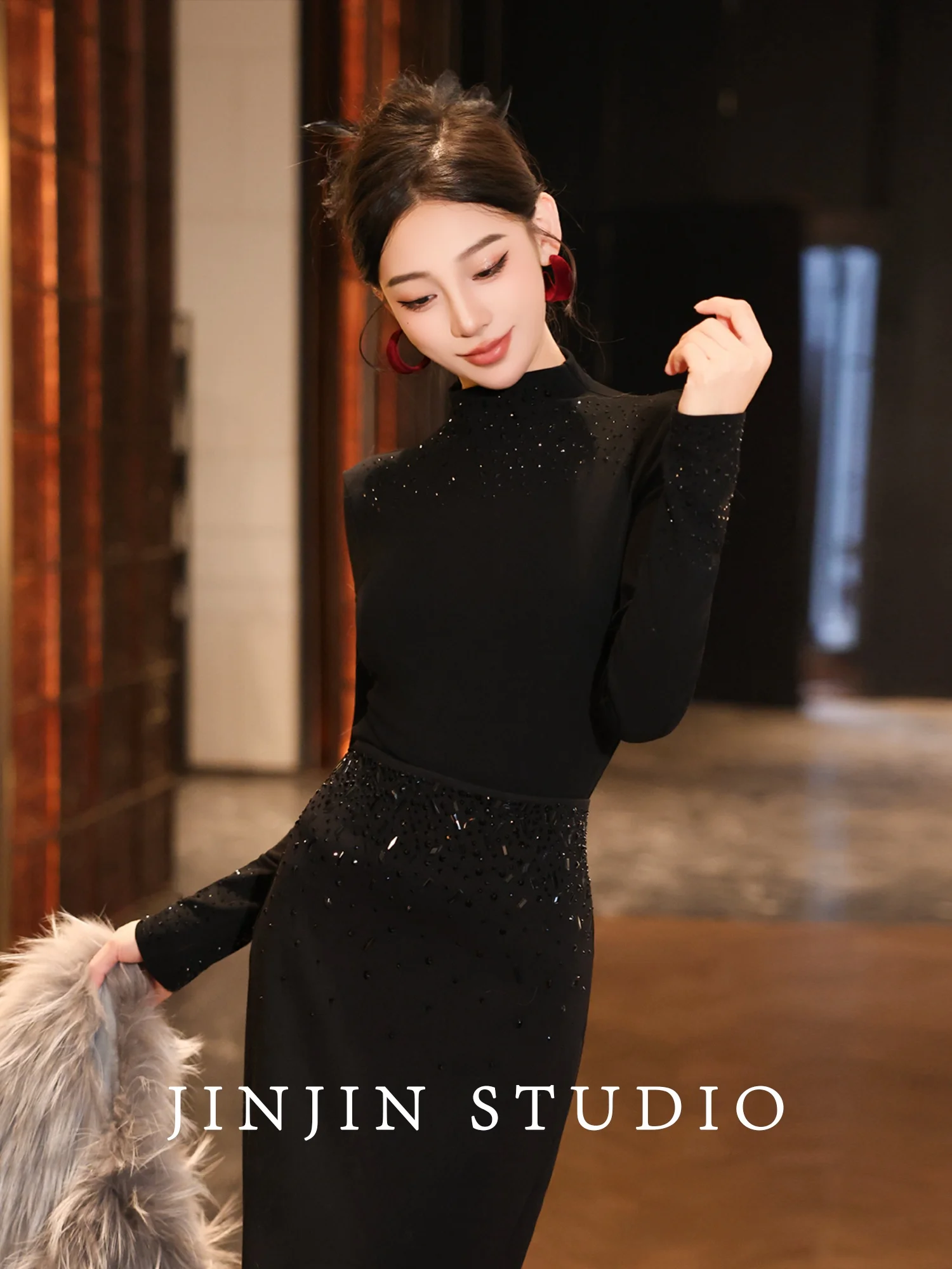 

Теплая облегающая футболка Ele Commuter Faion Design с бриллиантовой отделкой, оригинальный дизайн MD, осень-зима