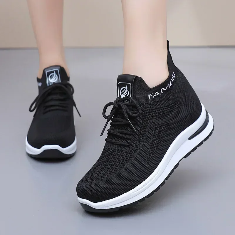 

Spring and Autumn New Inner Height-increasing Women's Shoes Breathable Soft Sole Comfortable Mesh Casual Sports Women's Shoes