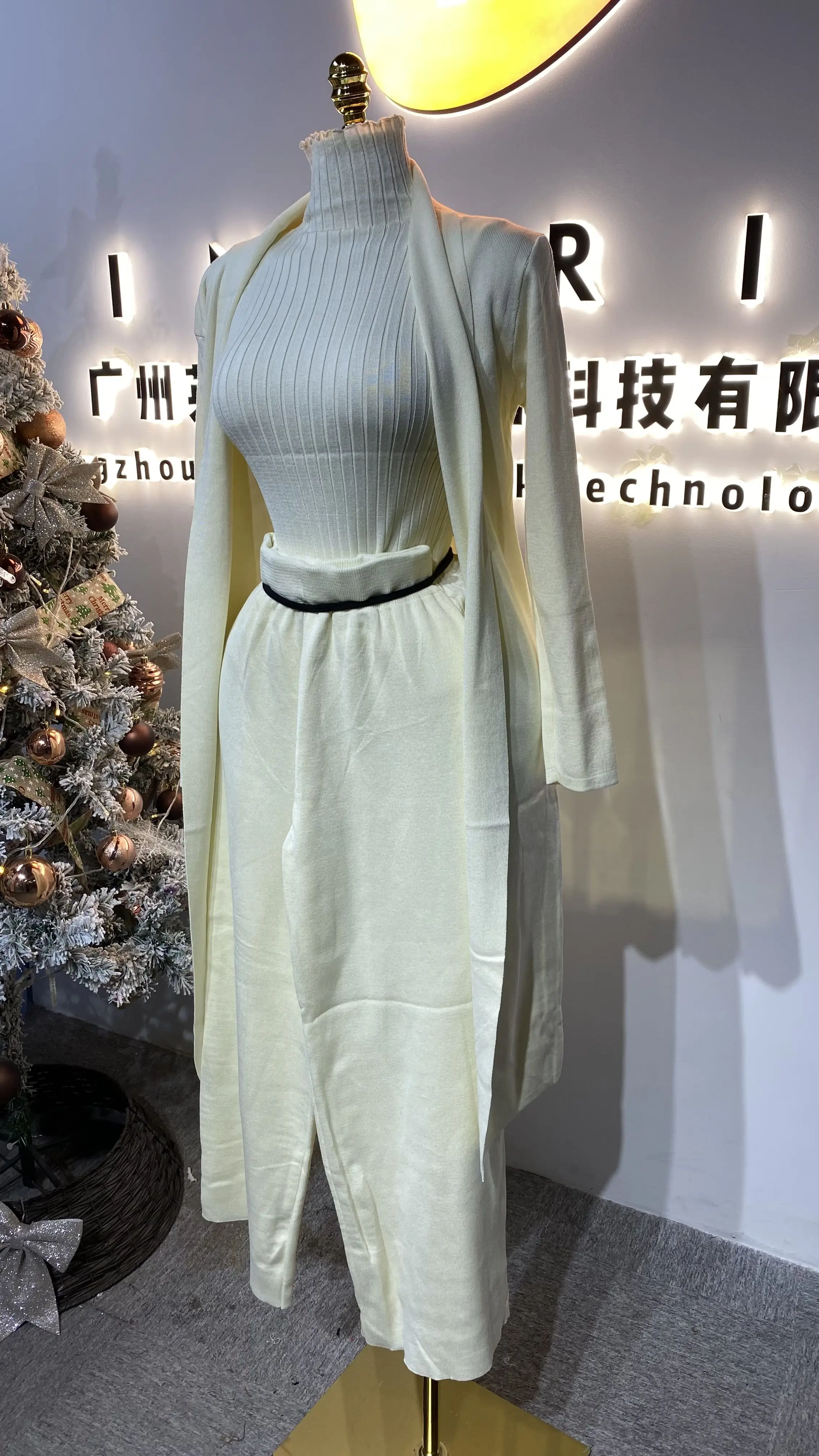 Long, loose-fitting, casual style for autumn and winter, solid color, collarless, elegant and simple design for women.-GZXX299