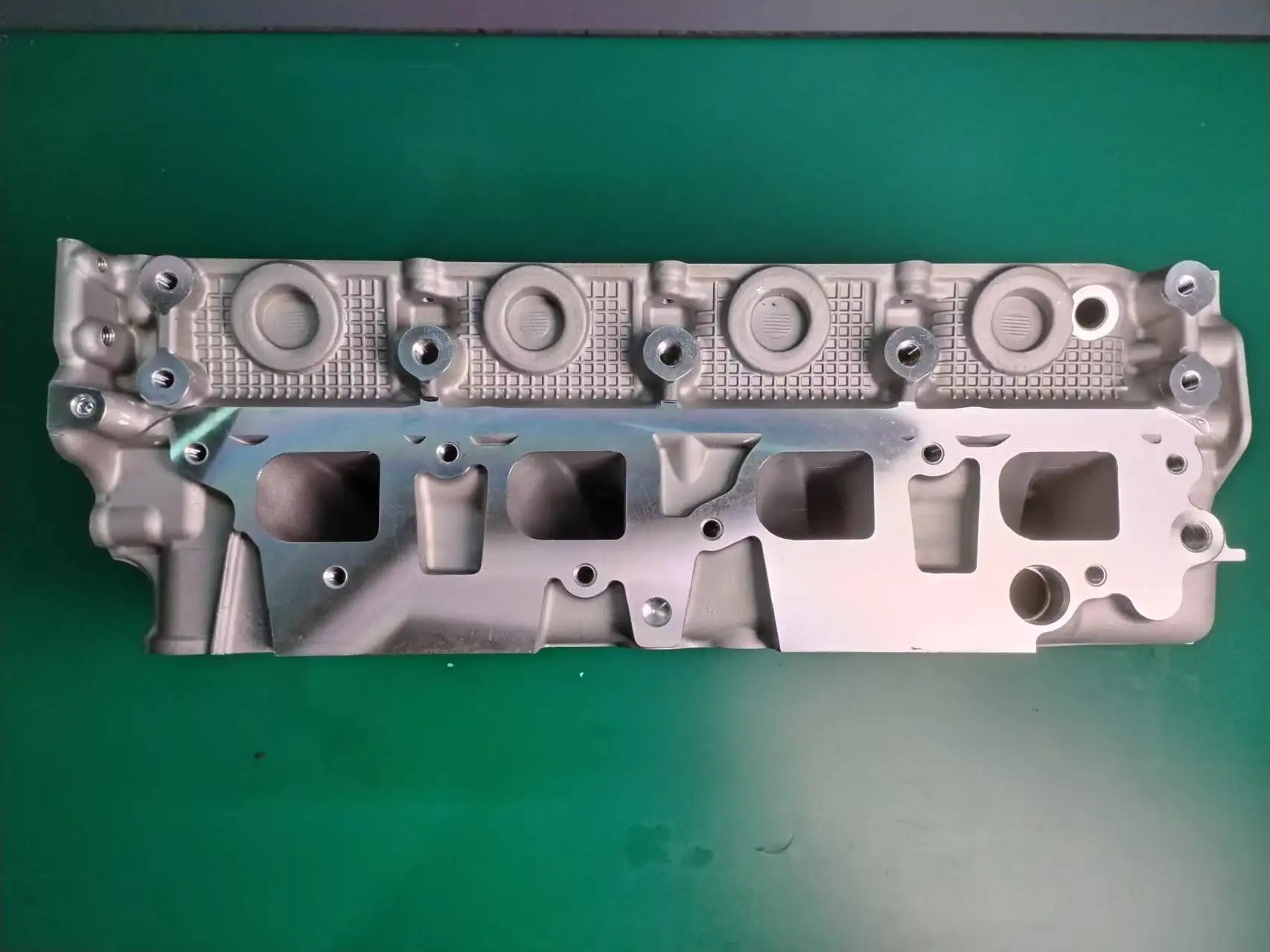 2026 New Auto Parts YD25 Cylinder Head Assembly Auto Engine Parts 908510 For Nissan Navara Pathfinder 2.5DDT 2.2ETII