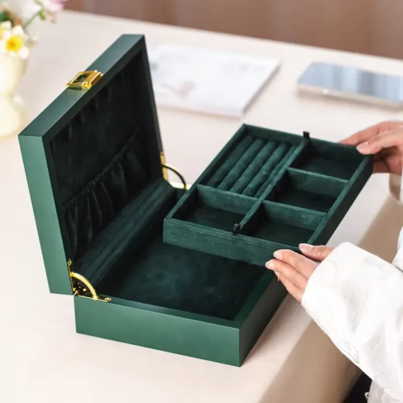 Premium portable solid wood decorative storage box with elegant green lacquer finish, suitable for storing jewelry and gifts