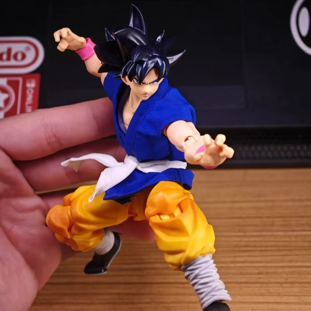 Dragon Ball SHF Anime NOVO Feito à Mão Son Goku Roupas de prática e roupas de treinamento construídas em fio de ferro é adequado para brinquedos 1/12