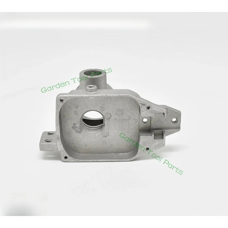 

Верхняя и нижняя крышки коробки передач для кустореза G26LS