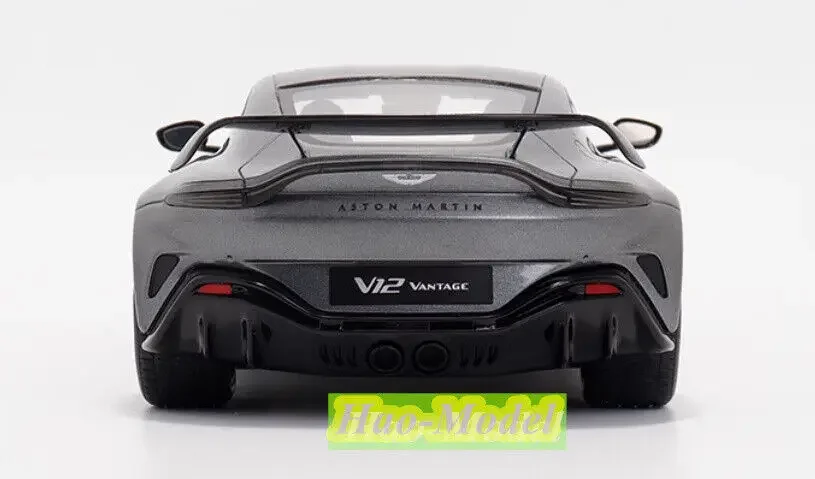 GT Spirit 1/18 For Vantage V12 2023 Resin Diecast Model Car Toys Boys Birthday Gifts Hobby Display Collection Ornaments Gray