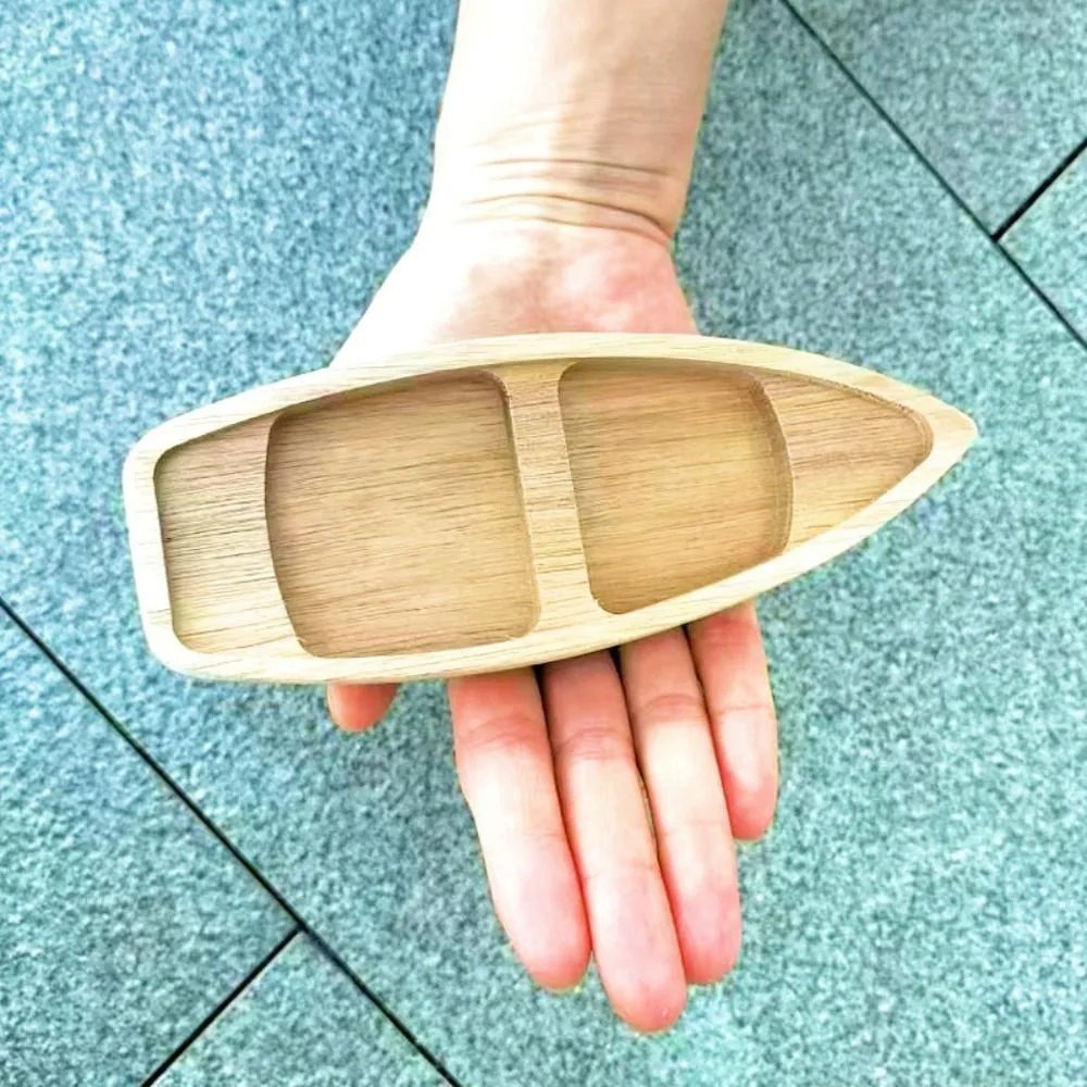 Ocean Landscape Wooden Boat Model Mini Canoe Handcrafts Fishing Boat Decor Miniatures Lightweight Boat Model Ornaments