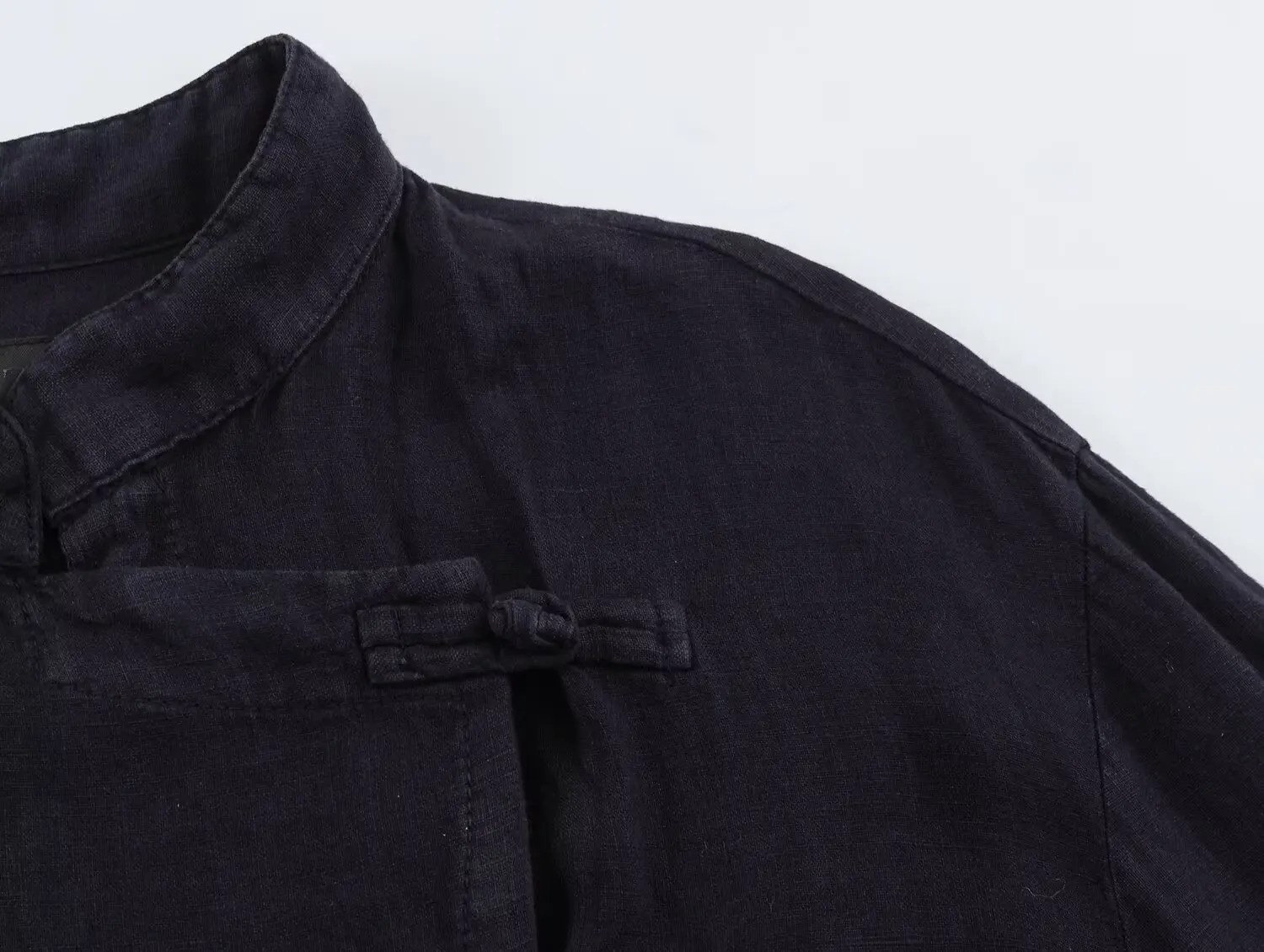 BSAY 2026 Herbst Neue Elegante Einfarbige Chinesische Bluse mit Stehkragen, Froschknöpfen, Seitlicher Schnürung, Langen Ärmeln, Locker Sitzendes Freizeithemd für Damen – Detail 7