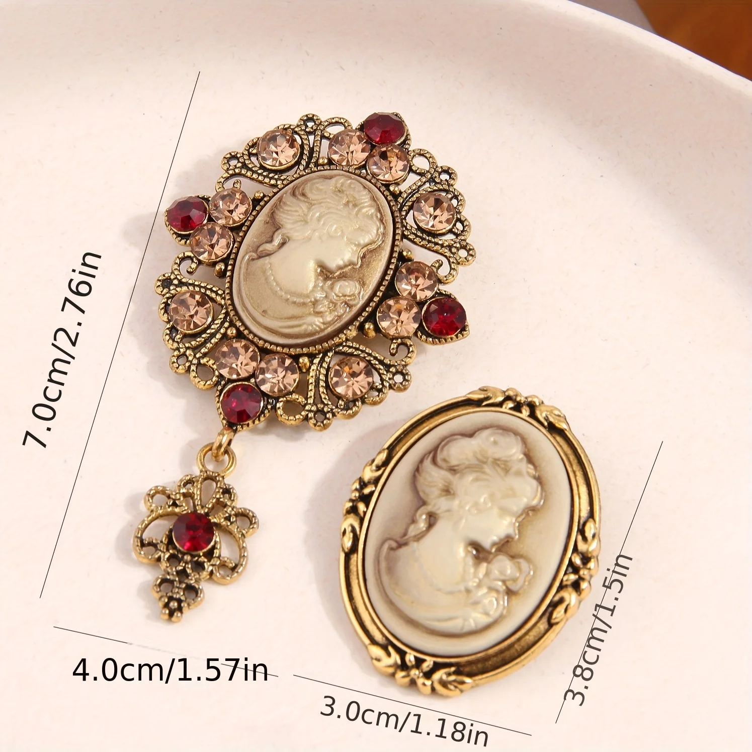 Two-Piece Set Bohemian Luxury Palace Style Embossed Beauty Head Ladies Brooch Suitable for Banquets, Weddings And Daily Wear
