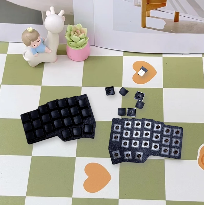 W-CORNEV4.1 Split Keyboard 2.4G Wireless Low Profile Hot Swap Customized Ergonomic Keyboard Gaming Office Mechanical Keyboard - Image 4