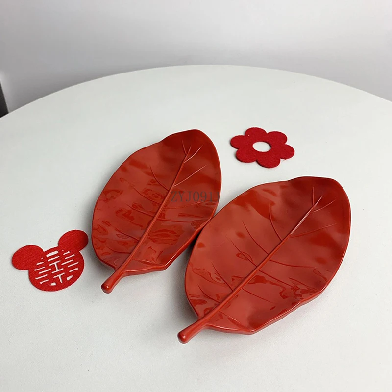 *Creative Leaf Soap Box Plastic Soap Box Household High-end Drain Red Soap Dish