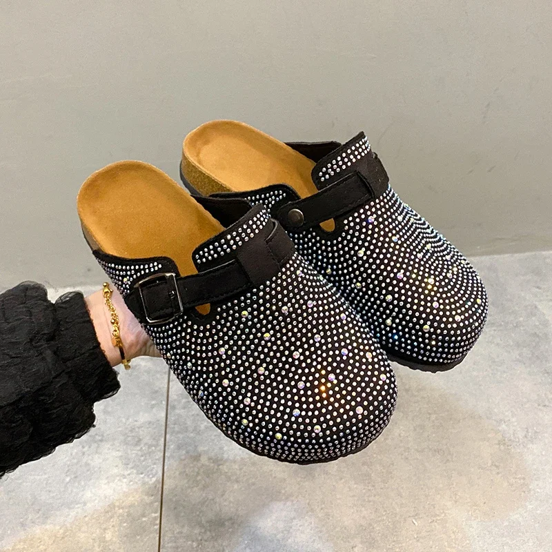 

Shiny Rhinestones Outdoor Slippers Women's Shoes 2024 Summer Trend Luxury Platform Sandals Black Buckle Cork Clog Luxury Mules