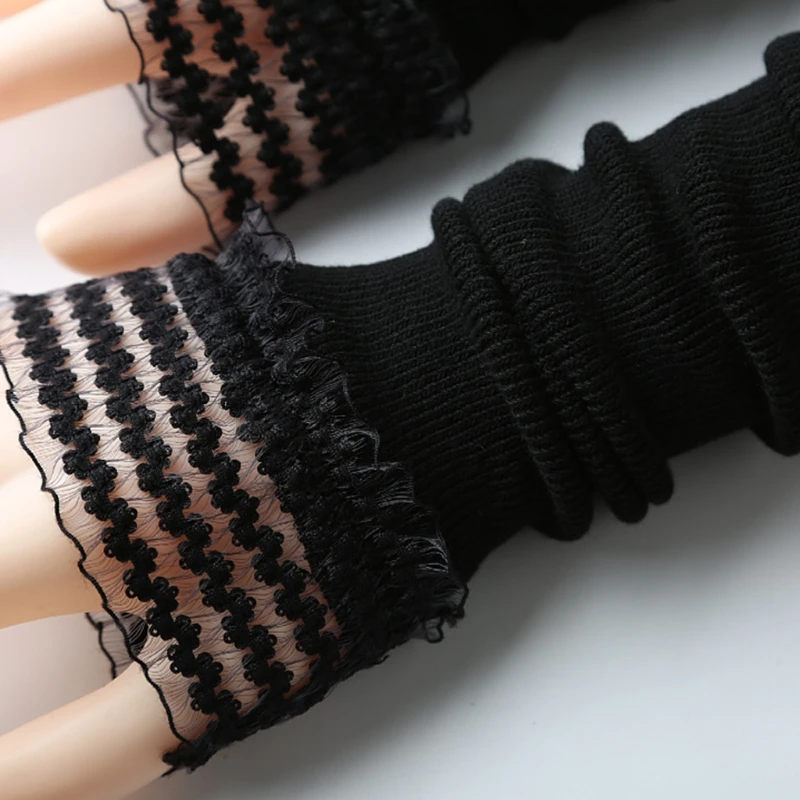 Women Autumn Ribbed Knitted Arm Warmers Lace Patchwork Horn Cuffs Fake Sleeves Solid Color Stretchy Decorative Sunscreen