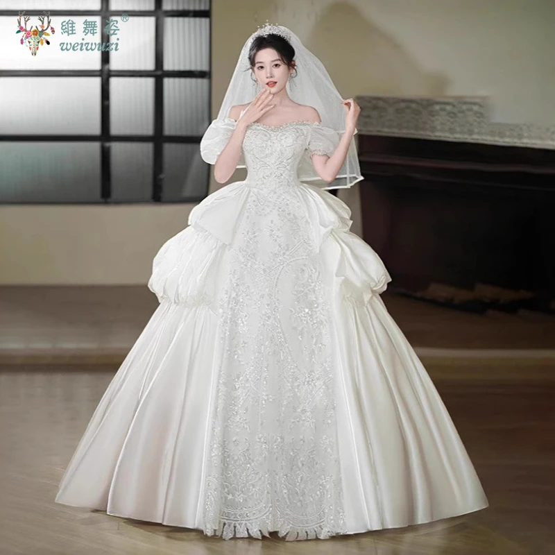 

French Retro Palace Style Heavy Industry Wedding Dress Sequins Bead Embroidery Handmade Embroidery Satin Bride Wedding Dress