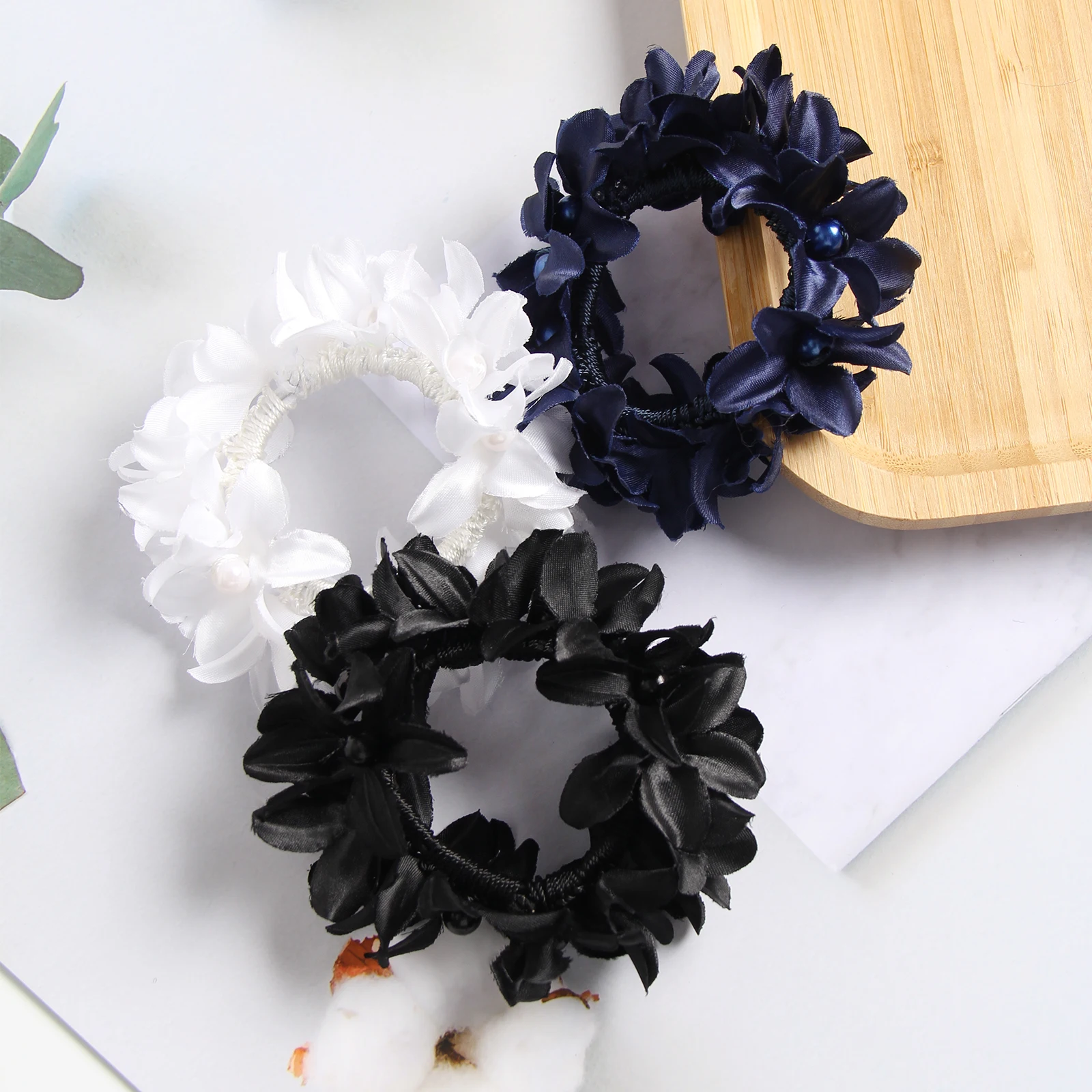 Furling Girl 1PC Elegant Petal Pearl Scrunchie Women Girls Elastic Hair Band Accessories Tie Hair Ring Rope