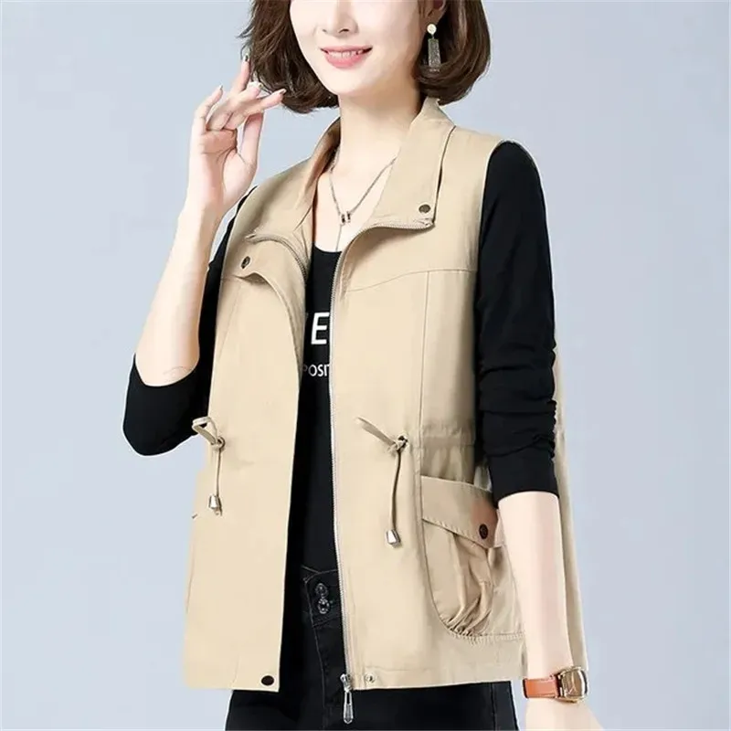 Fashion Vest Female Spring Autumn New Middle-Aged And Elderly Mom Casual Sleeveless Jacket Women Loose Waist Waistcoat 4XL H2913