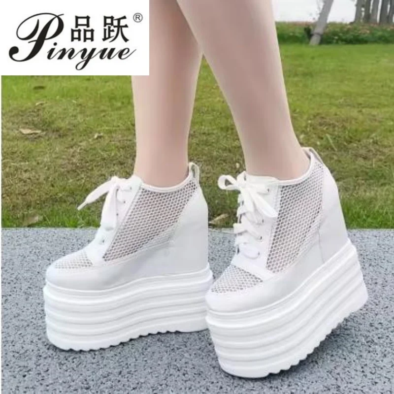 

Женские римские сандалии на танкетке 13-15 см с открытым носком, на платформе, с толстой подошвой из белой сетки, размеры 34-39