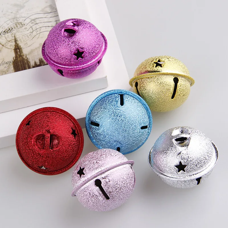 6 Pieces 30/40mm Jingle Bells Christmas Five-point Stars Bells Matte Iron Bells, for Christmas Party Decorations