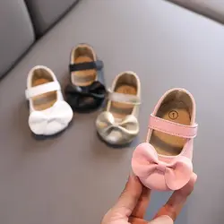 Scarpe da bambino alla moda scarpe eleganti da principessa per neonati scarpe da principessa con fiocco in gomma antiscivolo con suola morbida in PU primi camminatori