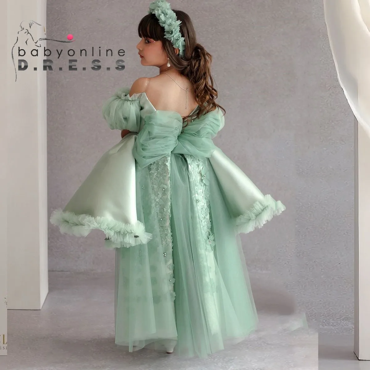 BABYONLINE Customized Princess Girl Dress High-Low Off-shoulder Gown Kid Puffy Skirt Detachable Tail Wedding bridesmaid BallGown