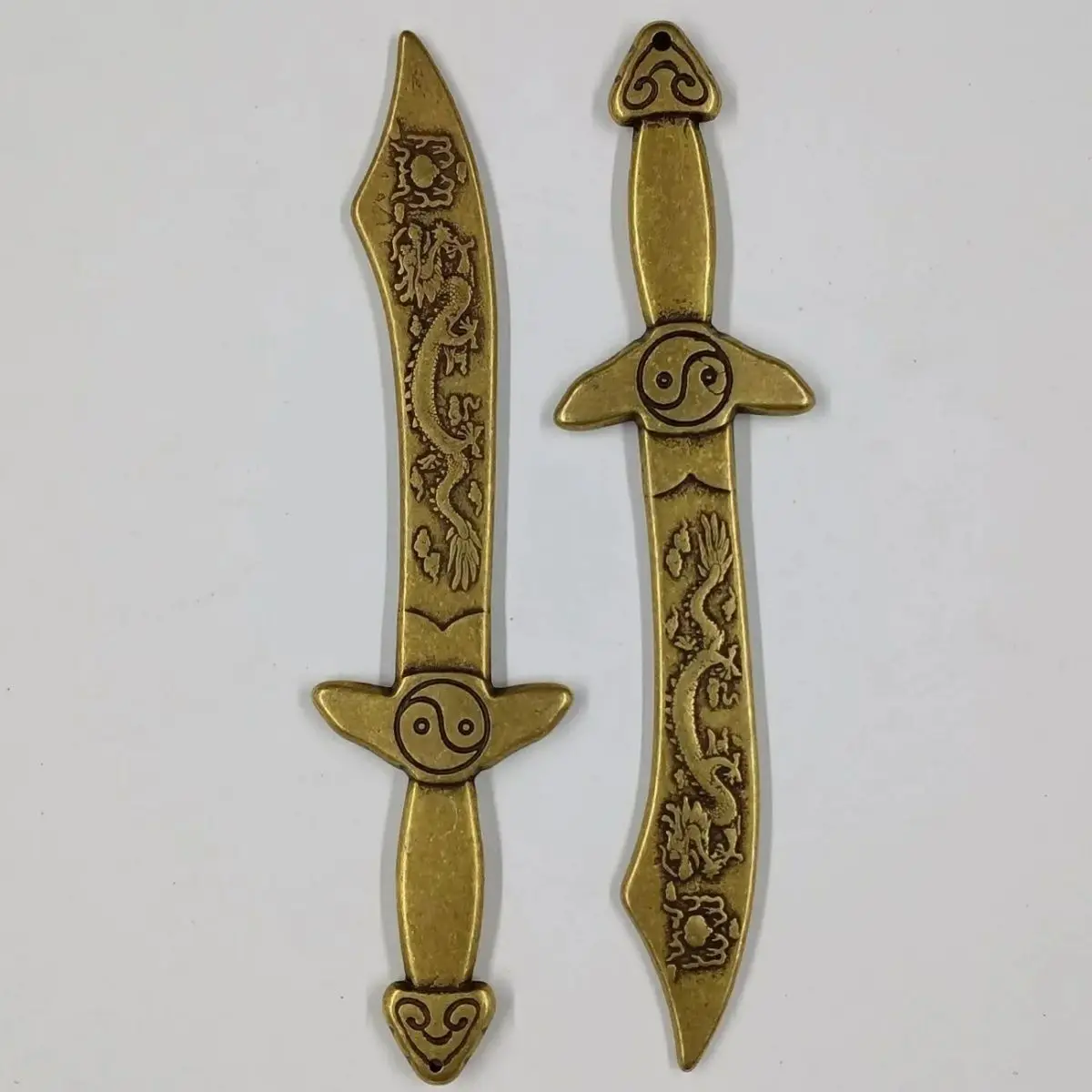 high-end-brass-double-dragon-treasure-sword-daoist-sword-ornament-antique-craftsmanship-decorative-item-custom-made