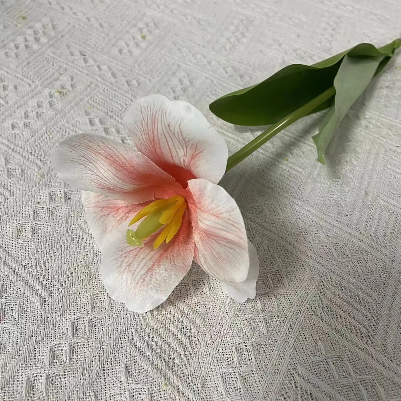 Künstliche Blumen Offene Tulpen Seidenblumen für Heimdekoration Künstliche Tulpenblumen Party Hochzeitsarrangement Blumenstrauß 5 Stück – Detail 12