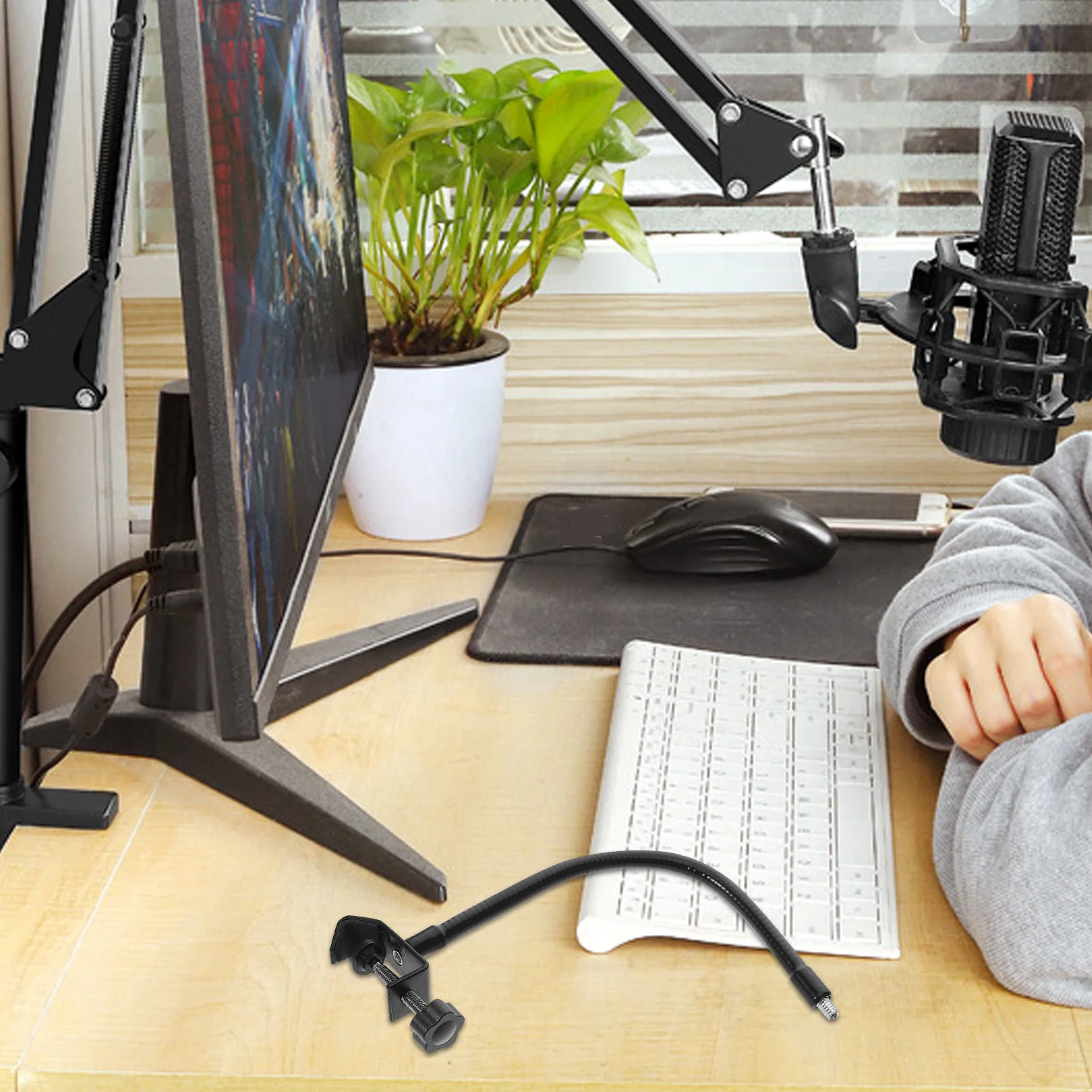 

Gooseneck Microphone Holder Adjustable Clamp Desktop Stand 25cm Arm for Podcast Meetings Recording Equipment Holder