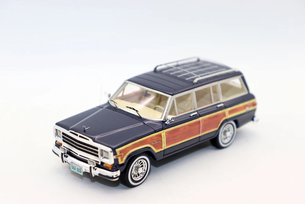 Resin Car Models 1/43 Scale Jeeep Grand Wagoneer For Collection gift