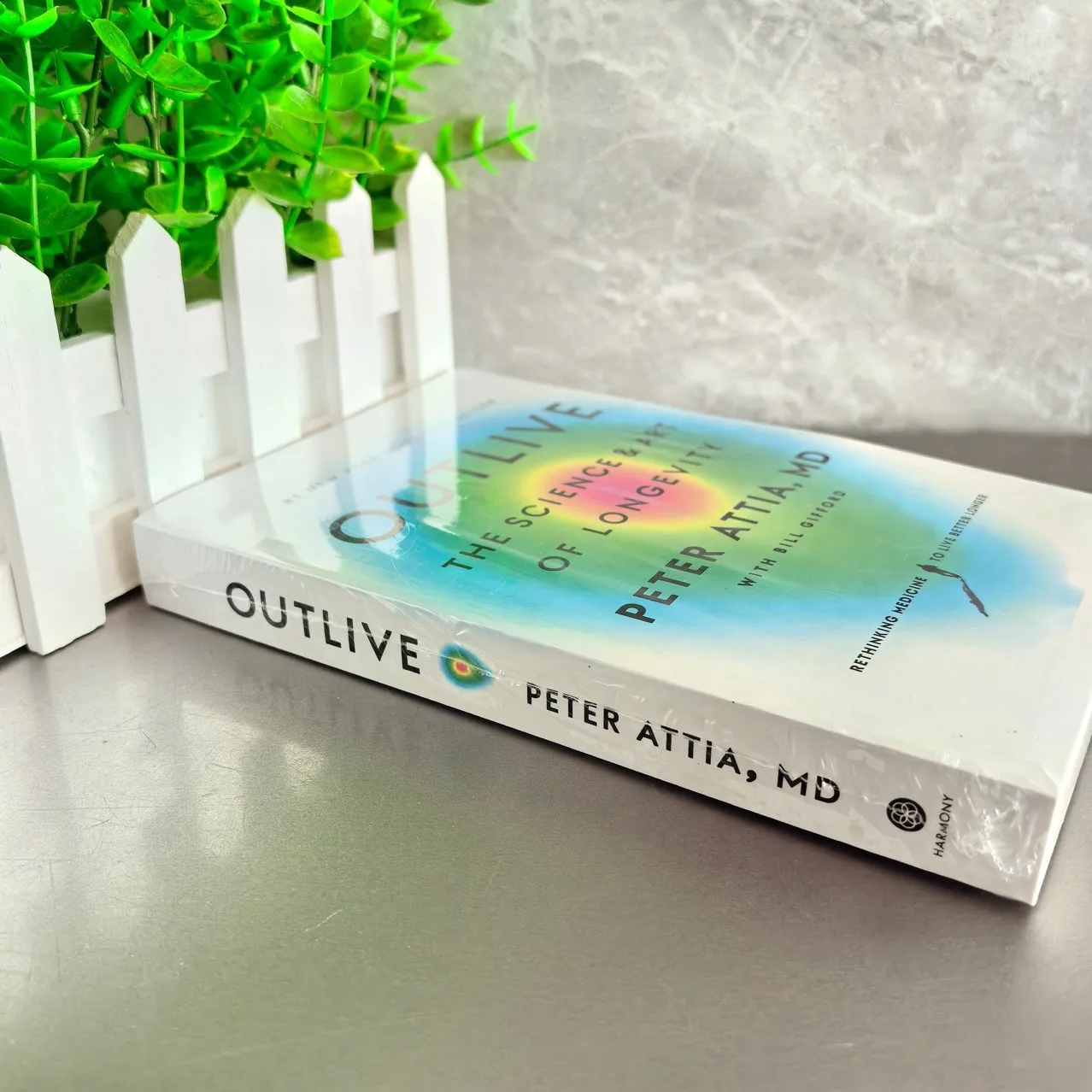 

Outlive By Peter Attia Научные стратегии на долголетие Лучшее здоровье на питании, упражнениях, профилактическом уходе в мягкой обложке