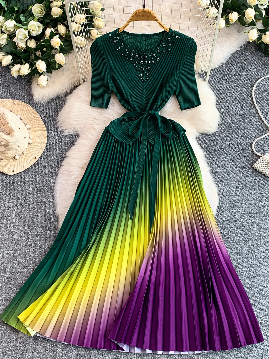 Elegant round Neck Diamond Embedded Heavy Work Summer Dress Women's Slimming A-Line Skirt Gradual Color Pleated Long Dress